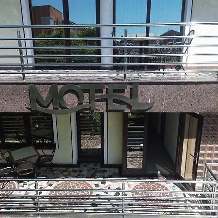Motel Aqua *